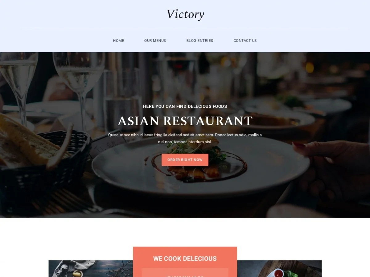 Pasta italiana con salsa de tomate y albahaca